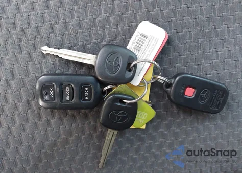 2005 Toyota Matrix from USA, damaged, VIN 2T1KR32E95C389498